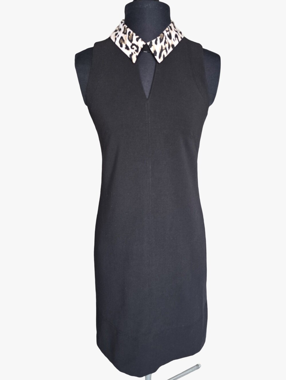 WHBM Black Dress with Leopard-Print Accent Collar Size 0 Cocktail Work Party